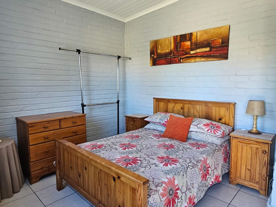 4 Bedroom Property for Sale in Pearly Beach Western Cape